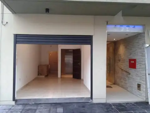 VENTA DEPOSITO/LOCAL EN MONTE CASTRO