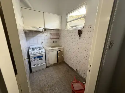 Depto Tipo Casa en Venta 64 años