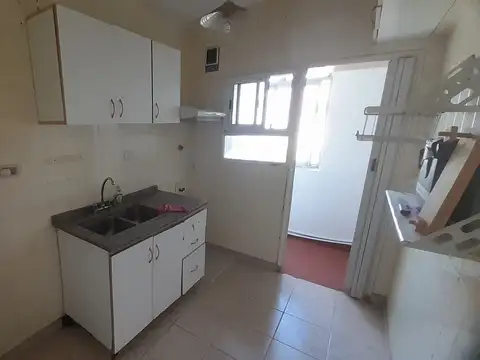 Departamento en Venta en Villa del Parque, USD 144.000