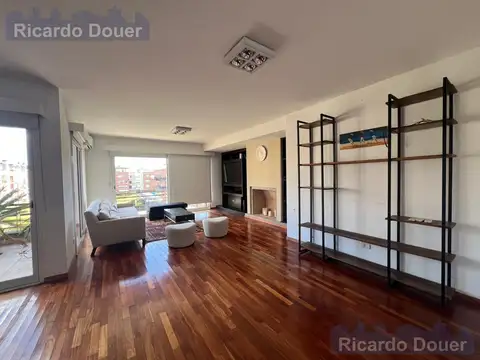 Espectacular Dúplex Amoblado de Categoría en Beccar Plaza