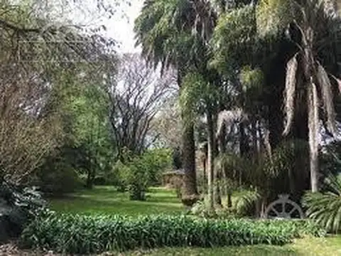 Cochera a estrenar en Domus Parque - Olivos