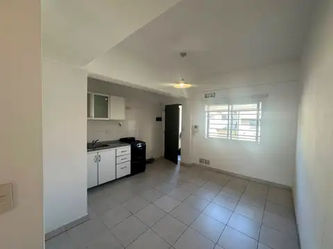 Departamento en Alquiler en San Andres, $ 600.000