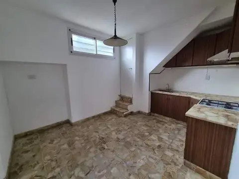 Depto Tipo Casa 3 ambientes con 1 baño