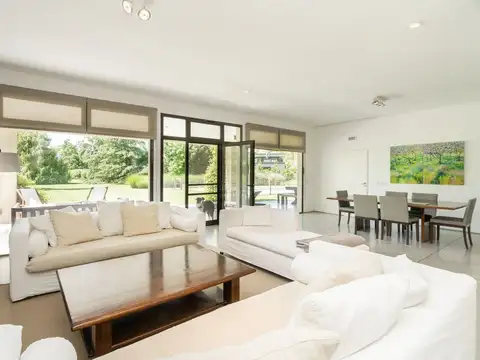 Casa en Venta de 5 dormitorios