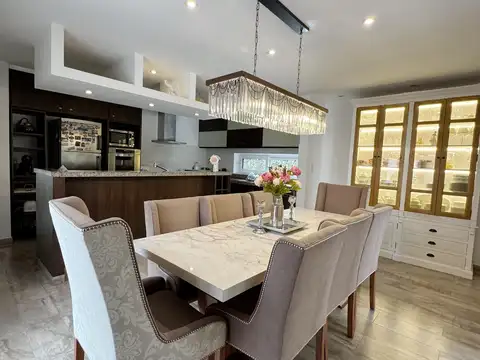 Fuerza Aerea 3104 Cadaques Funes Hills 3100