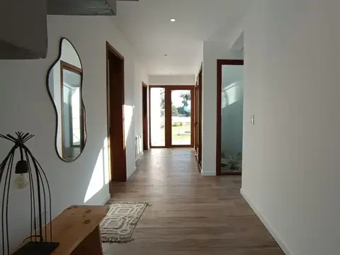 Casa 6 ambientes con 3 baños