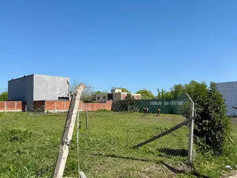 Terreno en Venta en Juan Maria Gutierrez, USD 300.000