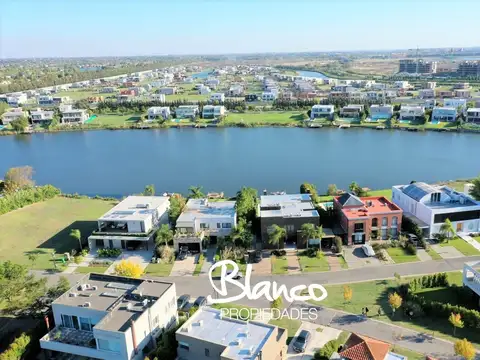 Terreno en Venta en Barbarita, USD 1.000.000