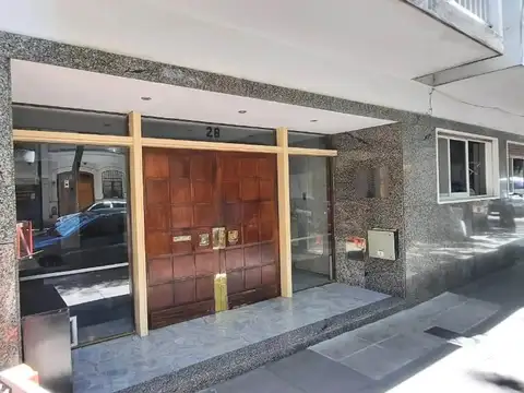 Espinosa 28 , Piso 7