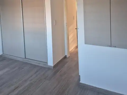 Casa en Alquiler con 1 cochera
