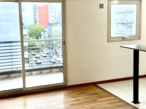 Emilio Mitre 600