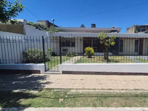 VENTA CASA 2 DORMITORIOS, LA CALERA, APTA CREDITO