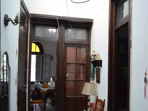 Departamento 6 ambientes con 2 baños