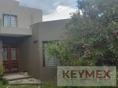 Casa venta Barrio Bosques de San Vicente 3 dorm jardín galería parrilla SEGURIDAD SUM