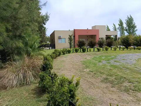 Casa en venta en Country El Espinillo Golf - Carlos Keen