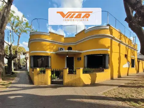 En venta Casa 5 Amb c/ Fondo, cochera, quincho y terraza - Villa Martelli