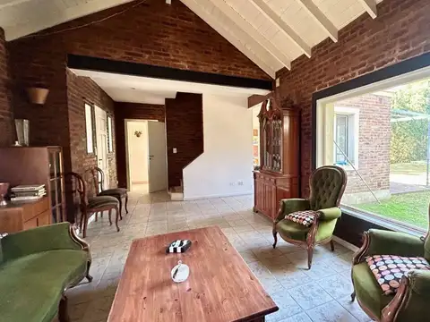 Avenida Benavídez 900