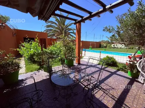 Azcuénaga 250 - Lunlunta - Maipú