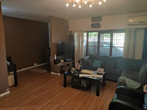 CASA VENTA LUIS GUILLON 4 DORMITORIOS PILETA