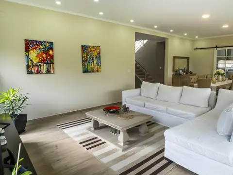 Casa en Venta al Oeste