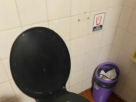 A del Valle Nº1127 e/ Espora