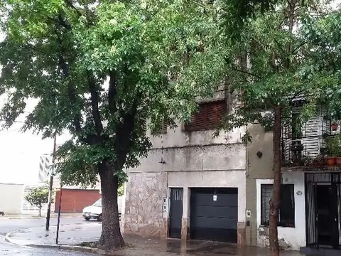 Casa al frente tipo duplex