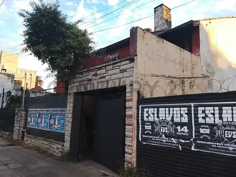 avenida de mayo . ramos mejia 1200, Piso 0