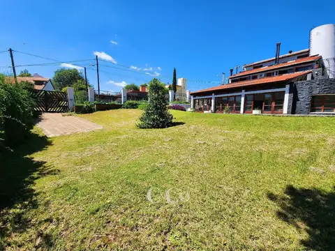 VENTA CASA DE LUJO Y DEPARTAMENTO CON PISCINA CLIMATIZADA EN Costa Azul, Villa Carlos Paz