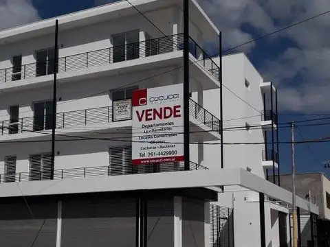 Patricio esquina constitucion 5
