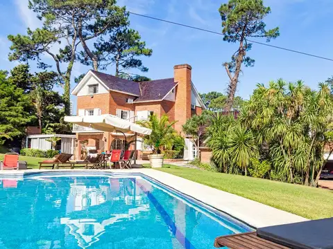 Casa en venta 6 dor, piscina, gran parque