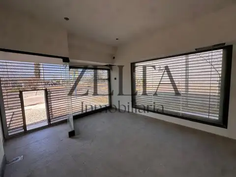 Local en Alquiler en San José de Guaymallén, $ 810.000