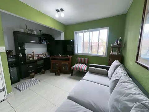 Depto Tipo Casa en Venta de 4 ambientes