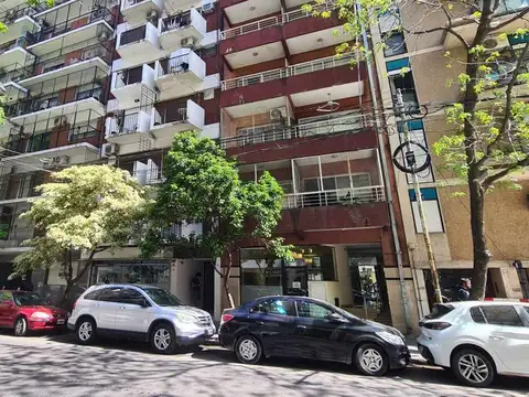 Venta dpto duplex 2 amb. al frente c/ balcon