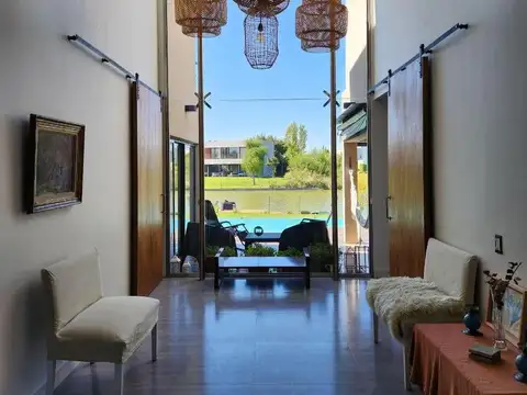 Casa en Alquiler Temporal en Lagos Del Norte, USD 6.000