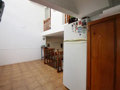 Depto Tipo Casa en Venta 106 años