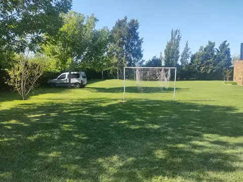 Casa en Venta con 6 cocheras