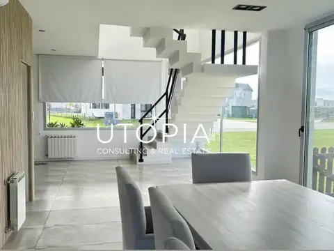 Casa en Alquiler en Countries y Barrios Cerrados en Ezeiza, USD 4.100