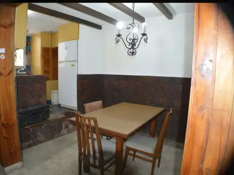 Casa 4 ambientes con 4 baños