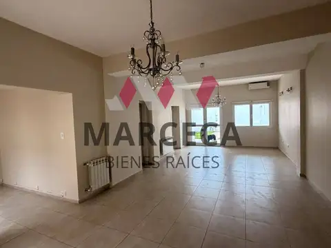 Alquiler casa 1 dormitorio en pleno centro de Neuquen