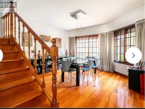 Casa 7 ambientes con 4 baños