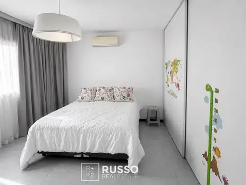 Casa 5 ambientes con 3 baños