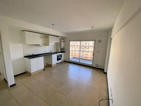 Buenos Aires 1000 , Piso 8