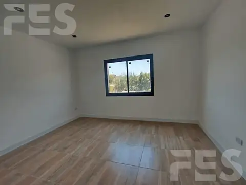 Casa en Venta en Canning, USD 175.000