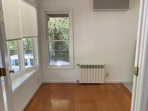 Casa 6 ambientes con 5 baños