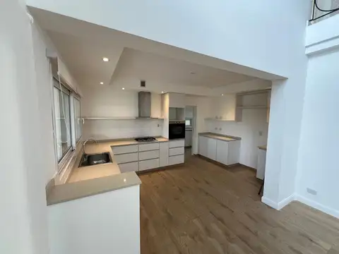 Casa en Alquiler de 3 dormitorios