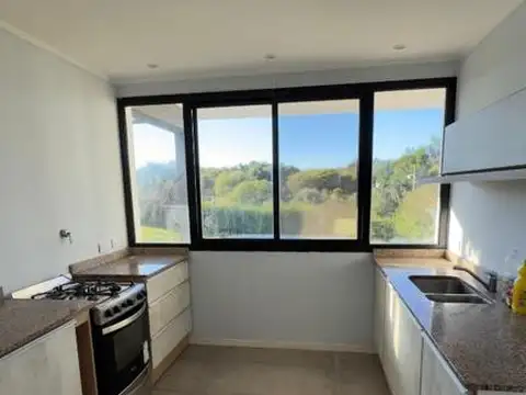 Casa en Venta en Concordia, USD 190.000