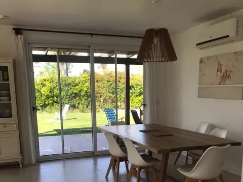 Casa en Alquiler Temporal en Barbarita, USD 4.000