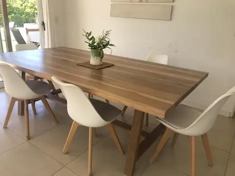 Casa 6 ambientes con 3 baños