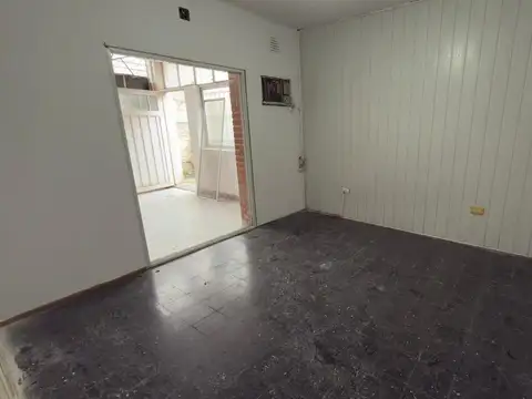 Depto Tipo Casa 2 ambientes con 1 baño