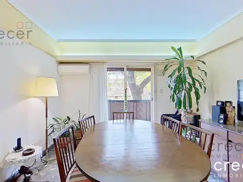 Venta departamento 5 ambientes con patio, 2 balcones y cochera fija en Colegiales